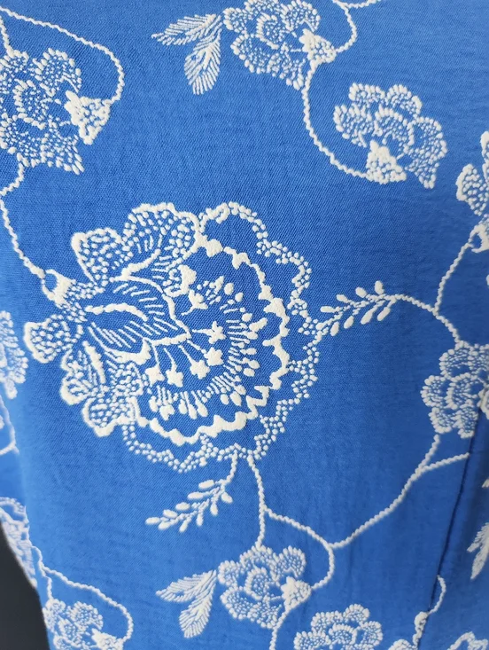Tash + Sophie New Women's Medium Gorgeous Bright Blue White Floral Embroidery - Picture 5 of 11